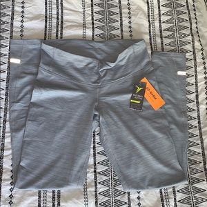Old Navy Go-Warm Fitted Active Legging